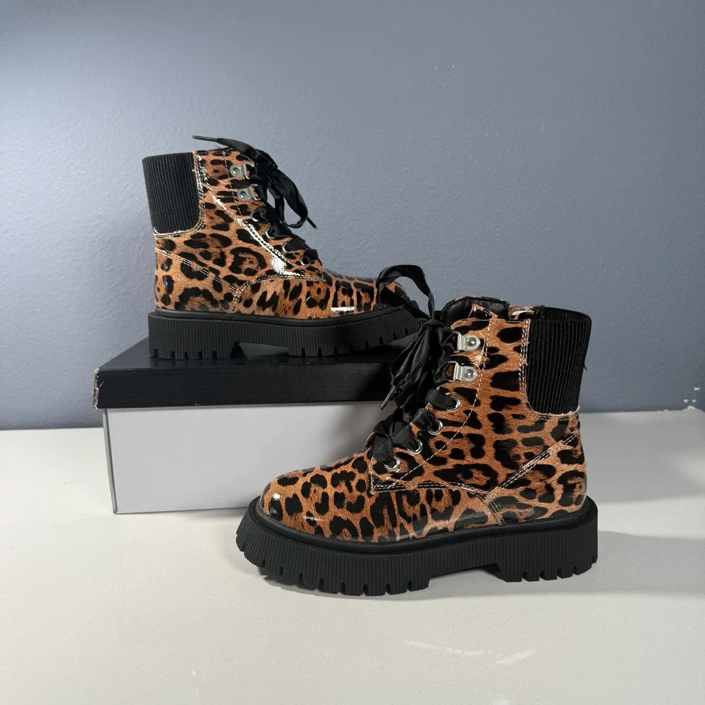 DV Dolce Vita Chrystal Leopard Patent Combat Boots Kids Size 3‎ Ribbon Lace Lug